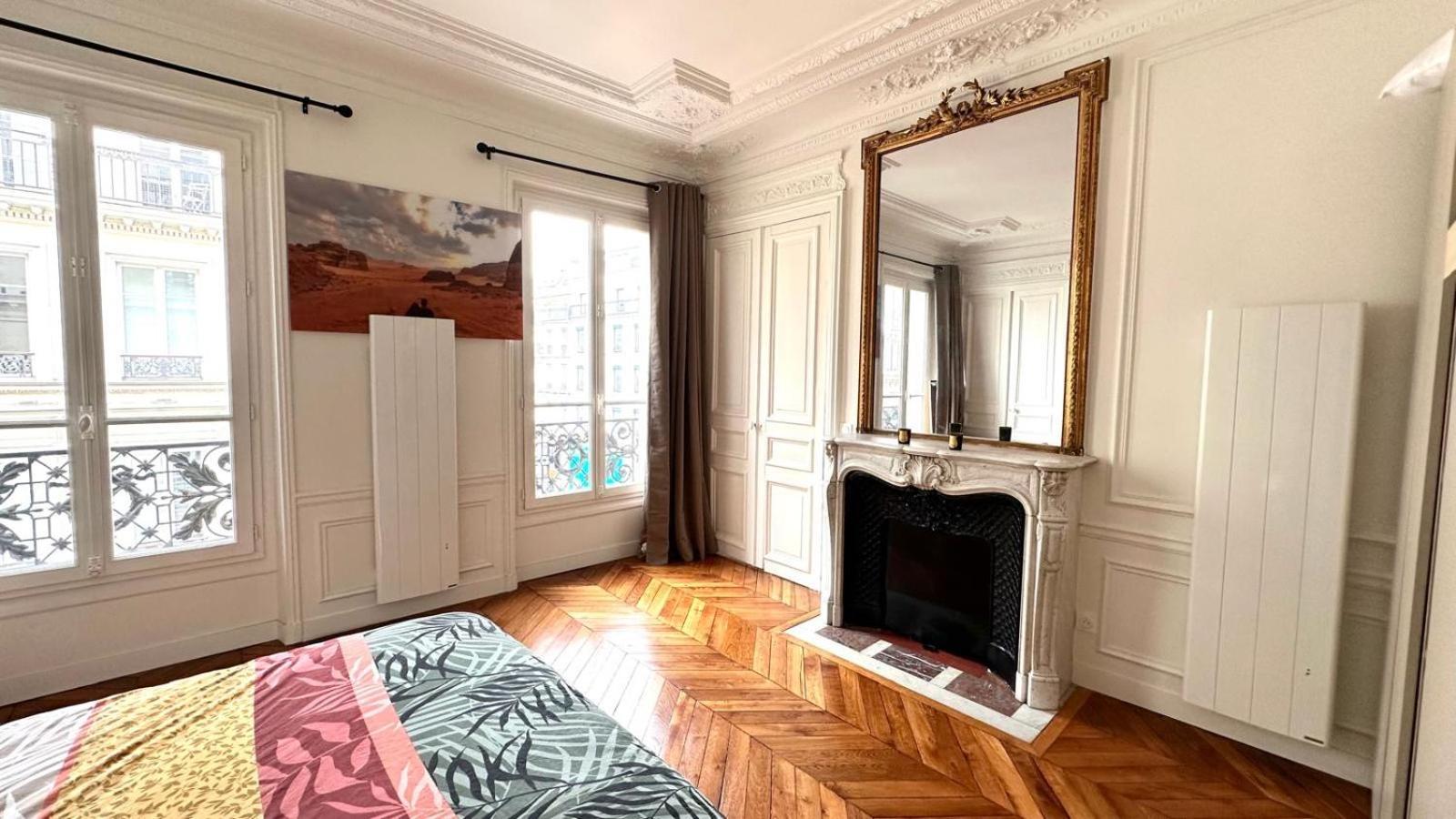 Grand Chic Opera, Madeleine, Proche Champs Elysees Apartment *